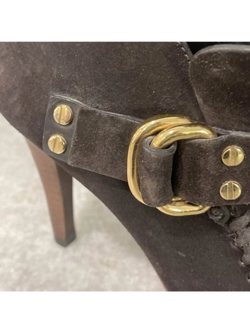 Tory Burch very good